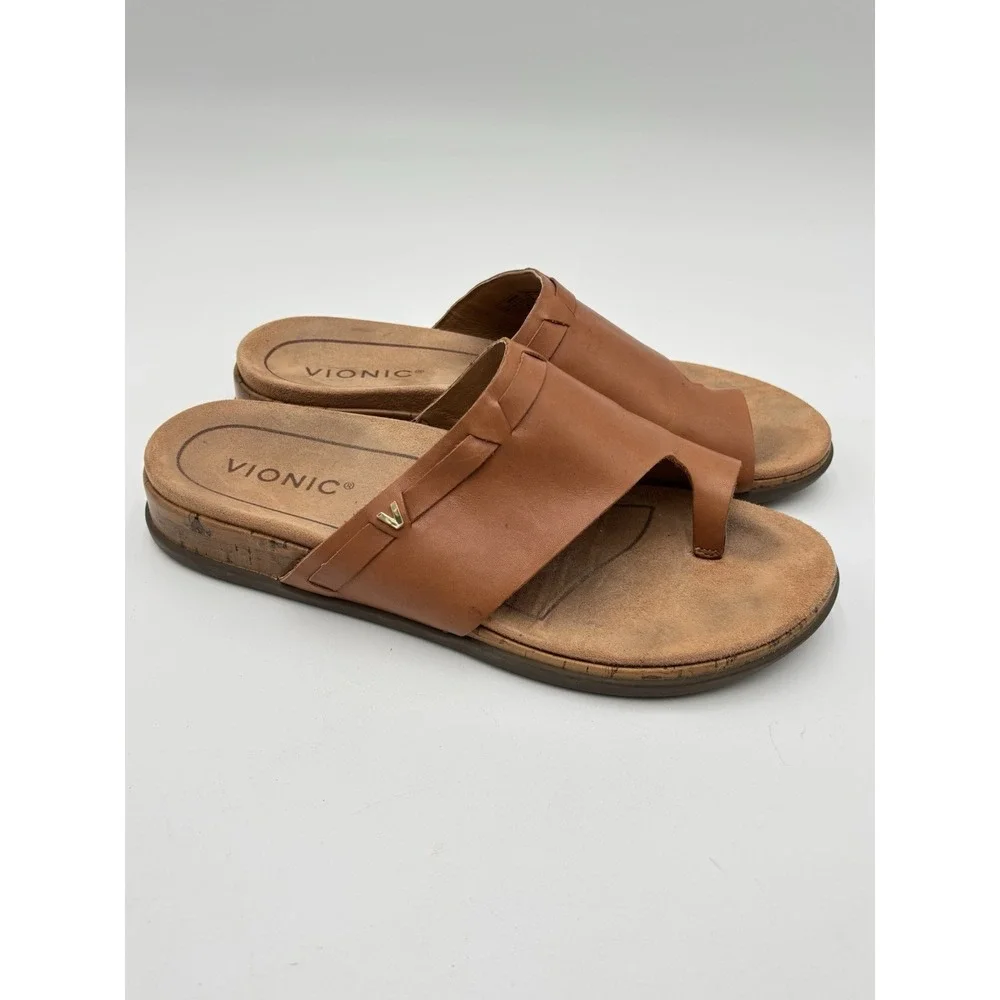 Vionic Cindy Nat Sandals Womens 8.5 Brown Leather Thong Slide Comfort Shoes